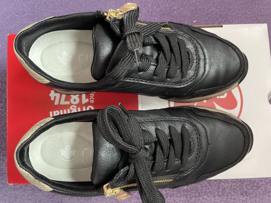 Сникърси Rieker