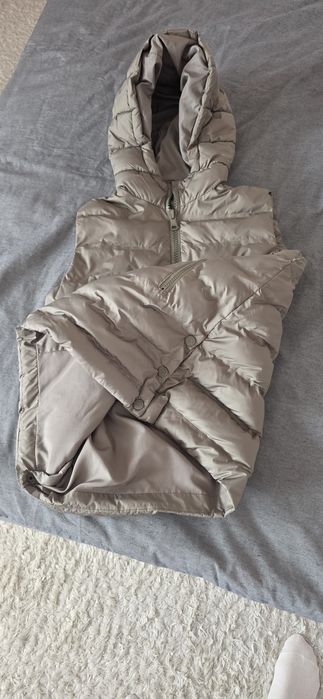 Vand 2 veste fete, Zara, 8 -9 ani
