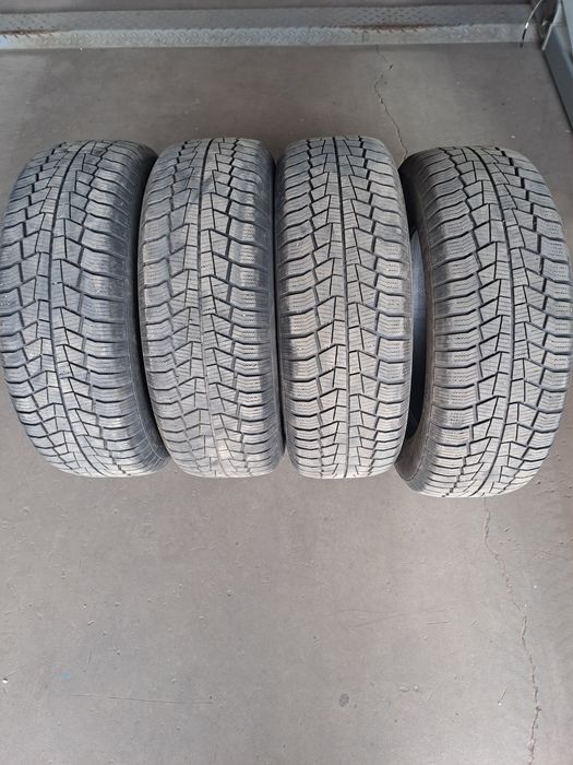 Anvelope 215 65 R16 vara-iarna, Duster, Nissan, Kadjar, Kia, Hyundai