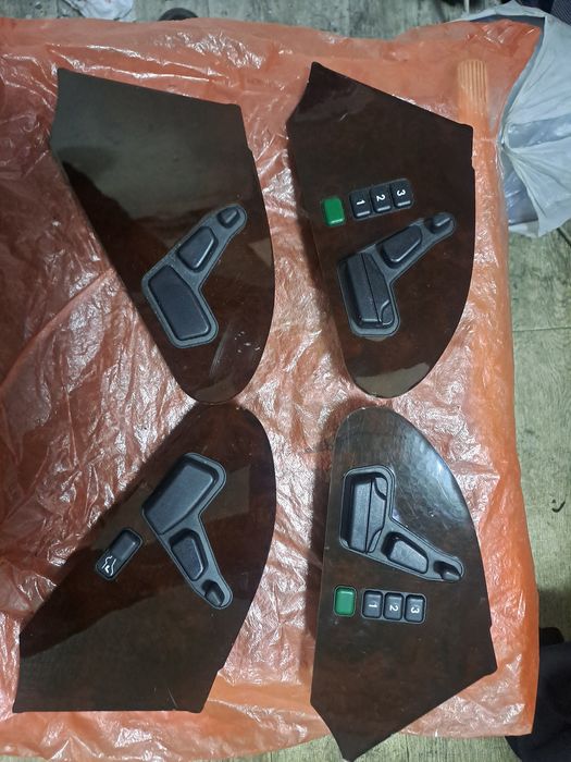 140 мерс  пульты сидений