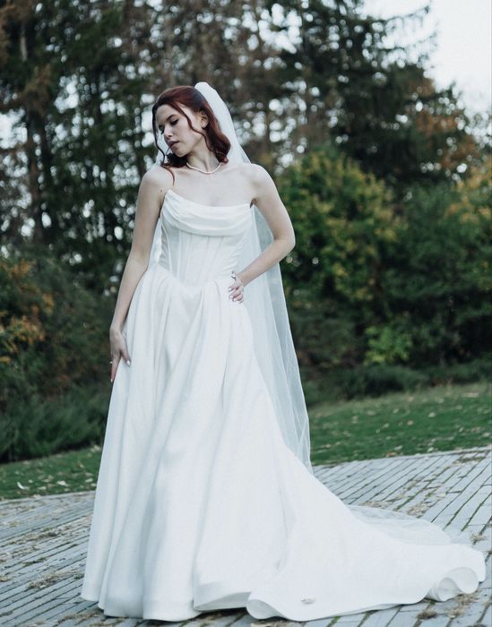 Булчинска рокля Gianna Ivory цвят