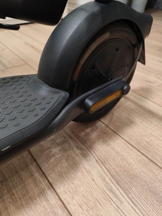 Электросамокат Ninebot F2