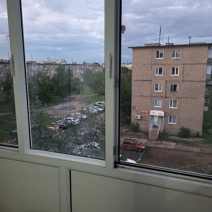 Продам квартиру 2 х комнатную по адресу 4 микрорайон 28 дом - Ansicht 2