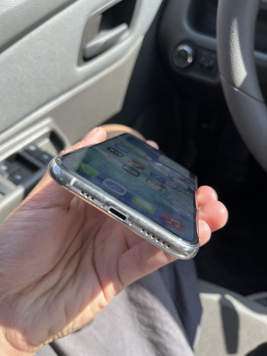 Iphone 11 pro 64 GB белый