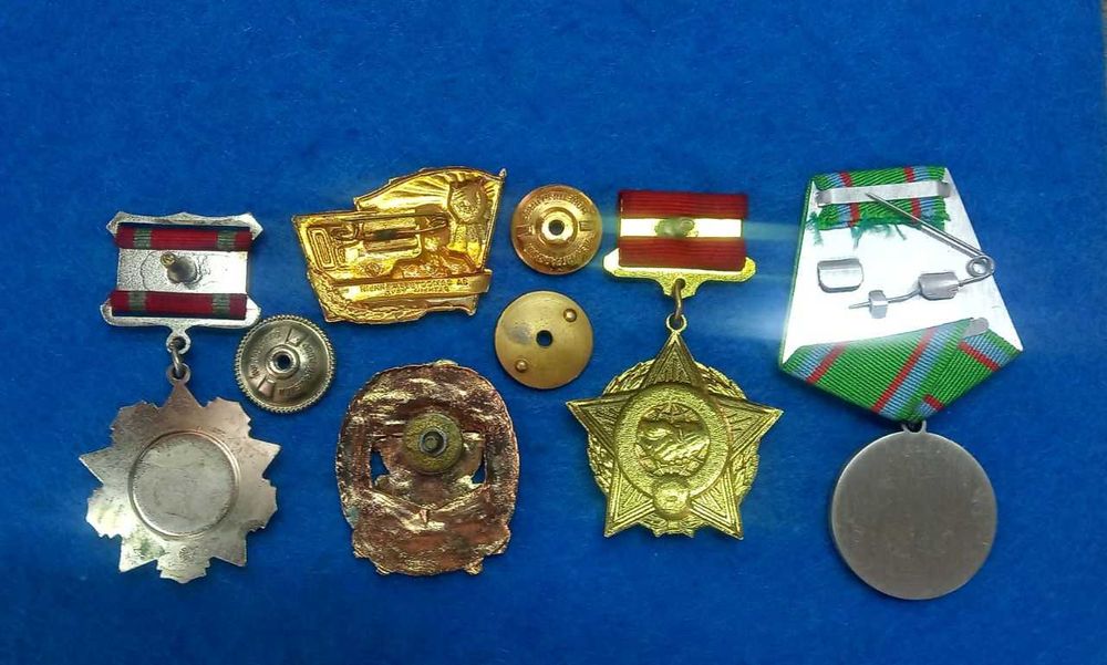 знаки военные тяжелый металл цена за 5 штук
