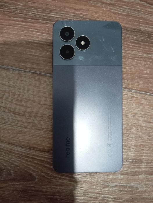 Продам телефон на запчасти