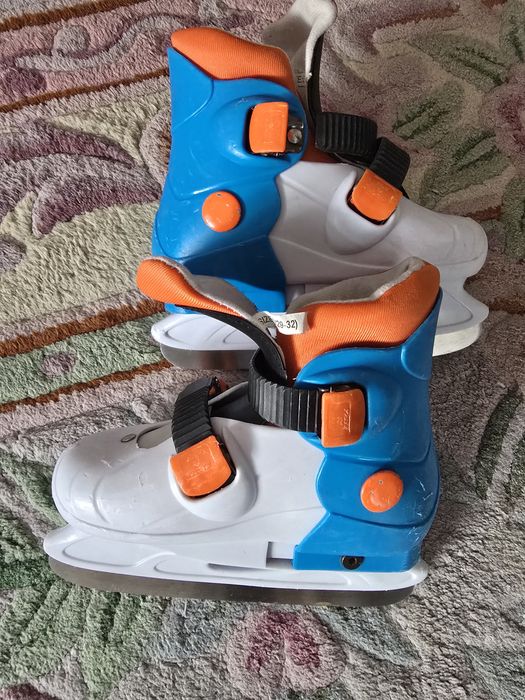 Продам коньки детские