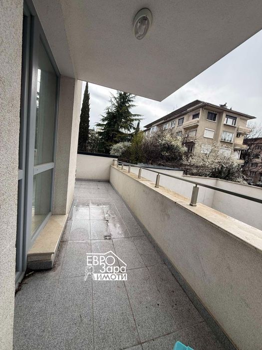 Стилен Тристаен Апартамент Под Наем В Центъра