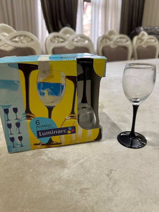 Продаются чайные сервизы, бокалы, рюмки, столовый набор, менажница