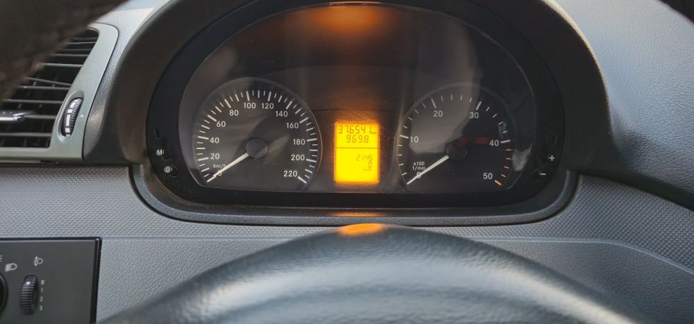 Mercedes VITO W639