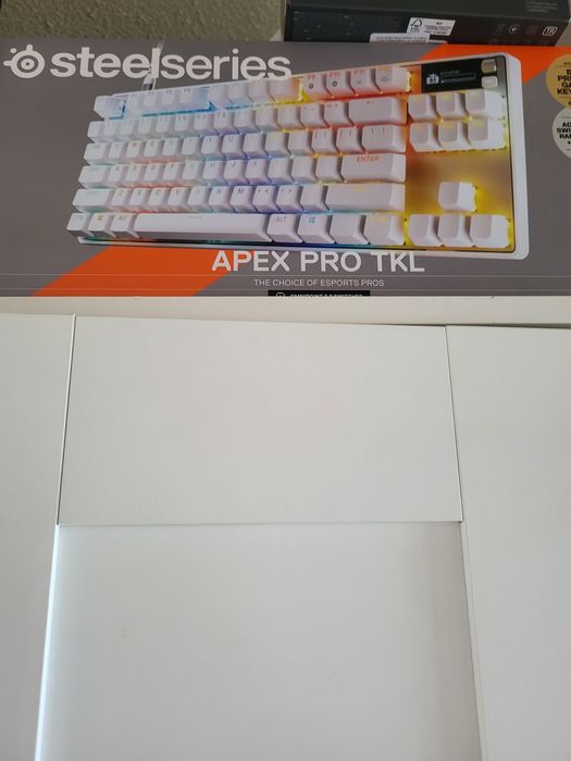 Steelseries apex pro tkl gen 3 white