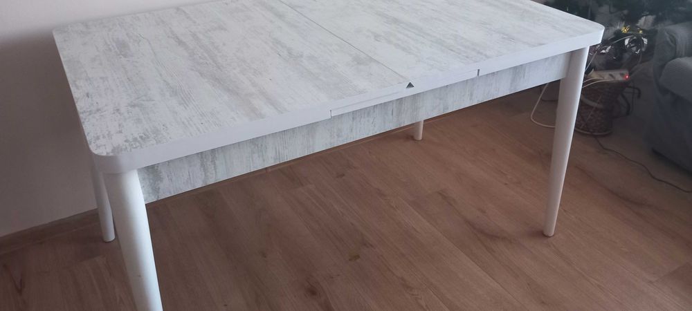 Трапезна разтегателна маса