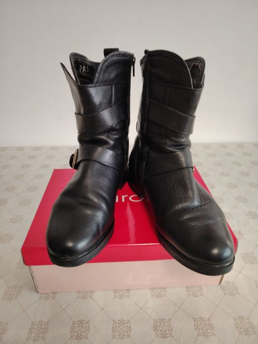 Ghete din piele pentru femei M 37