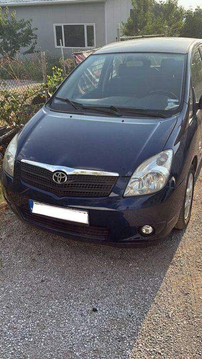 Toyota Corolla Verso (Тойота Корола Версо)