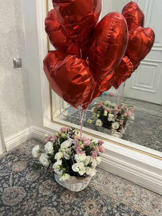 Цветы с шарами за 12к