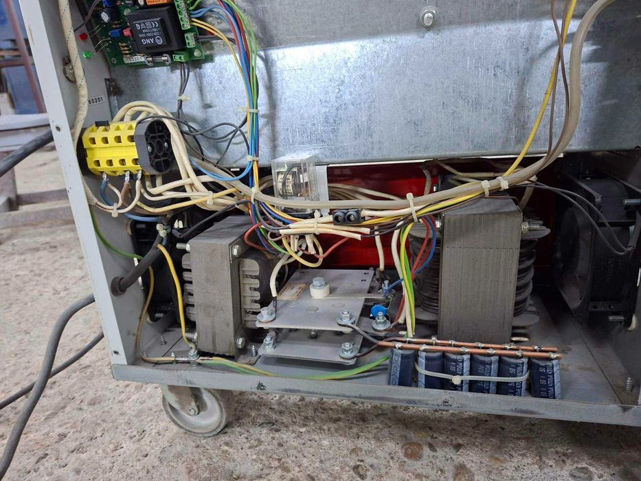 телоподаващ апарат Struna