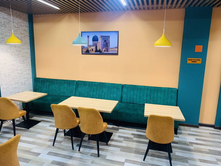 диван. диван в кафе. диваны