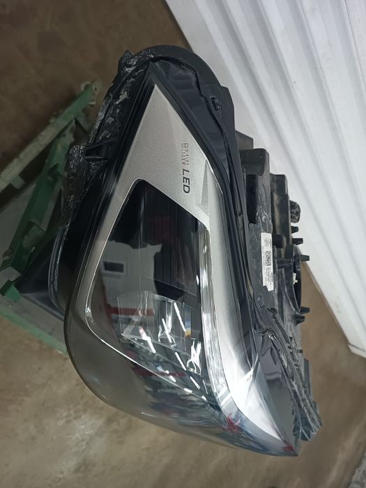 Десен Фар за BMW X1 F48  LED Adaptive