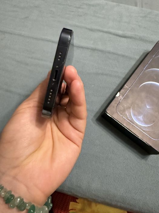Срочно!!! Iphone 12 pro !!!
