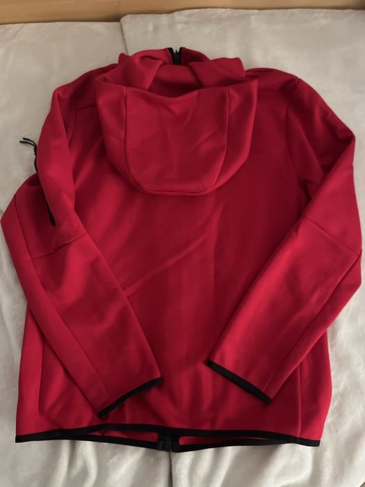 Original red techfleece L