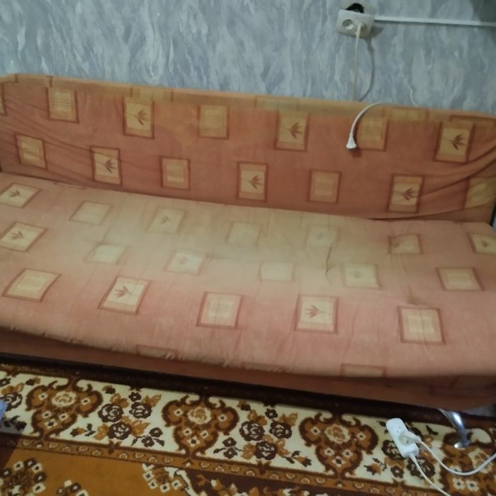 Тахта не дорого.