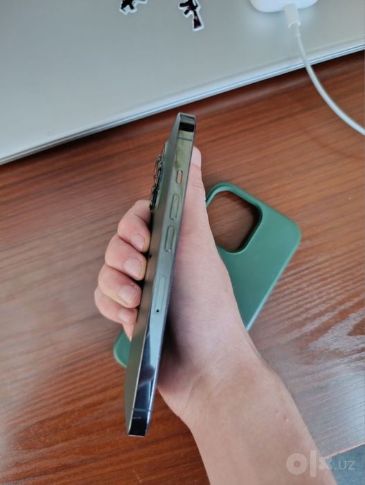 Iphone 13 pro ( green )
