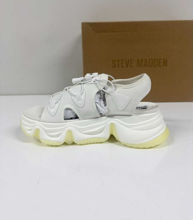 Steve Madden Chivalry