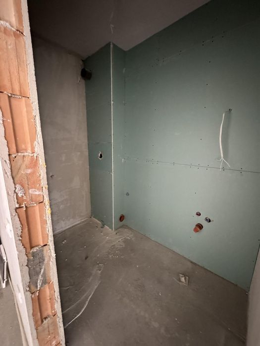 Продава се Двустаен апартамент в Бургас, Изгрев - 67 кв.м за 1709 €/кв.м - Снимка #2