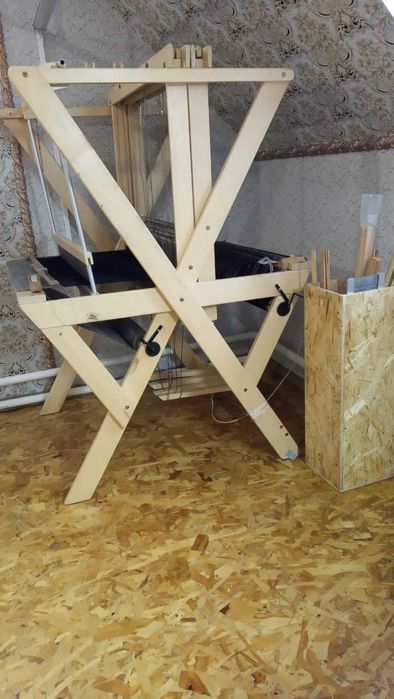 Продам напольный ткацкий станок