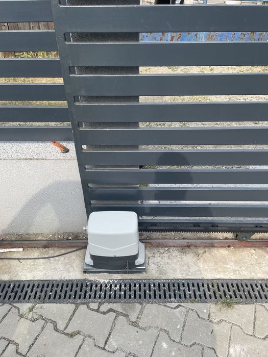 Uși automate,porți,sectionale