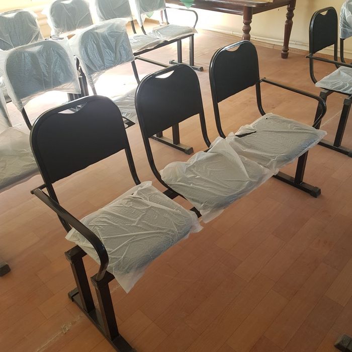 3 o'rinli stul Airaport optim narxlarda