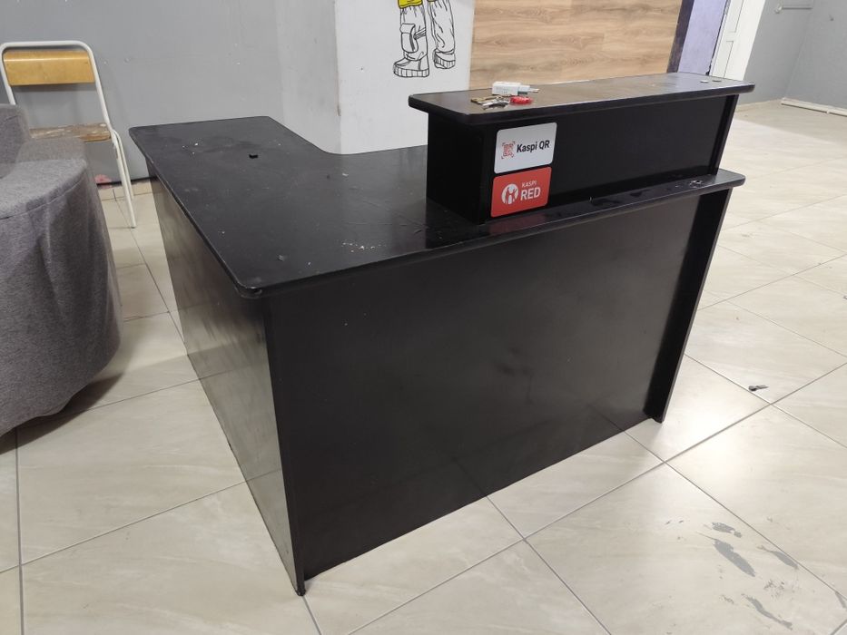 Продам стол ресешпен