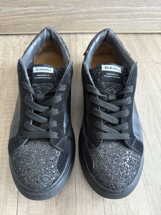 Нови маратонки Bianki