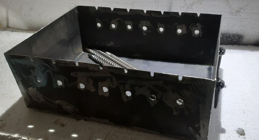 Продаю мангал на ножках