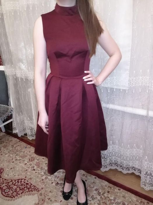 Бордовое платье вечернее
