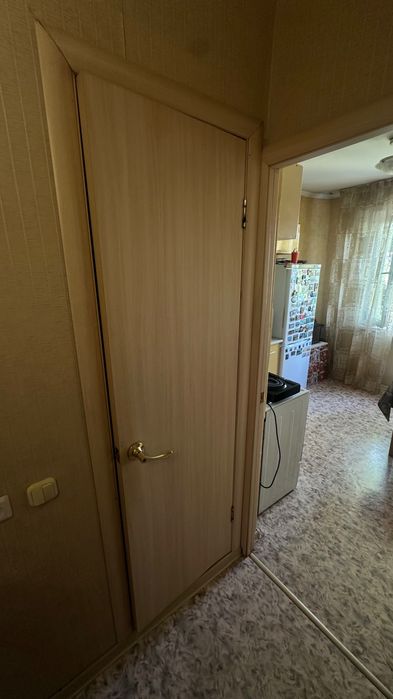 Продам двери межкомнатные