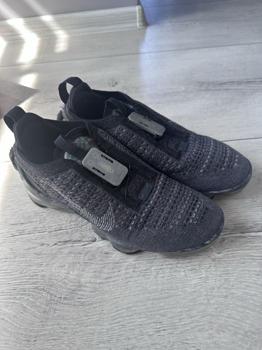 Оригинални маратонки Nike Air VaporMax Flyknit – Унисекс модел, 38,5 номер, черен цвят