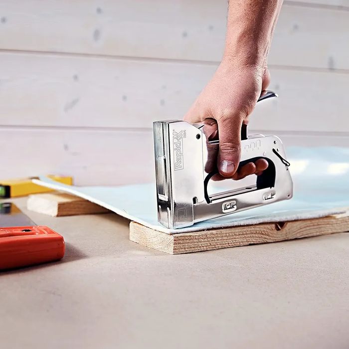 Capsator profesional RAPID R34