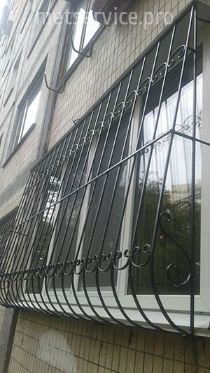 Решётки на окно металлические