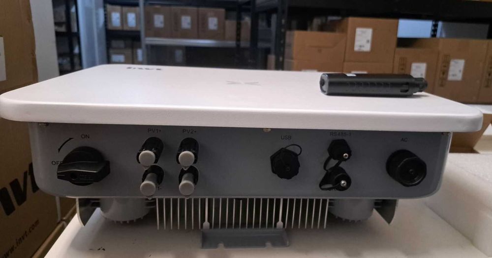 Invertor fotovoltaic trifazat INVT XG12KTR, 12 kW, WiFi, 2 MPPT, stoc propriu