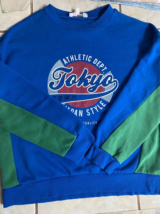 Детска синя тениска.