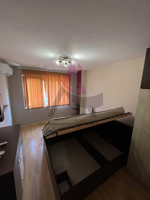 Дава се под наем Двустаен апартамент в Варна, Аспарухово - 51 кв.м за 275 € - Снимка #1