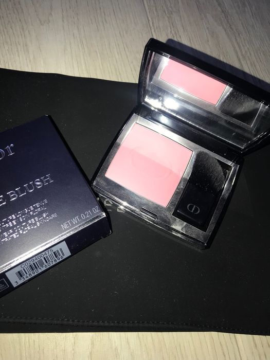 Руж Dior , бронзант Armani