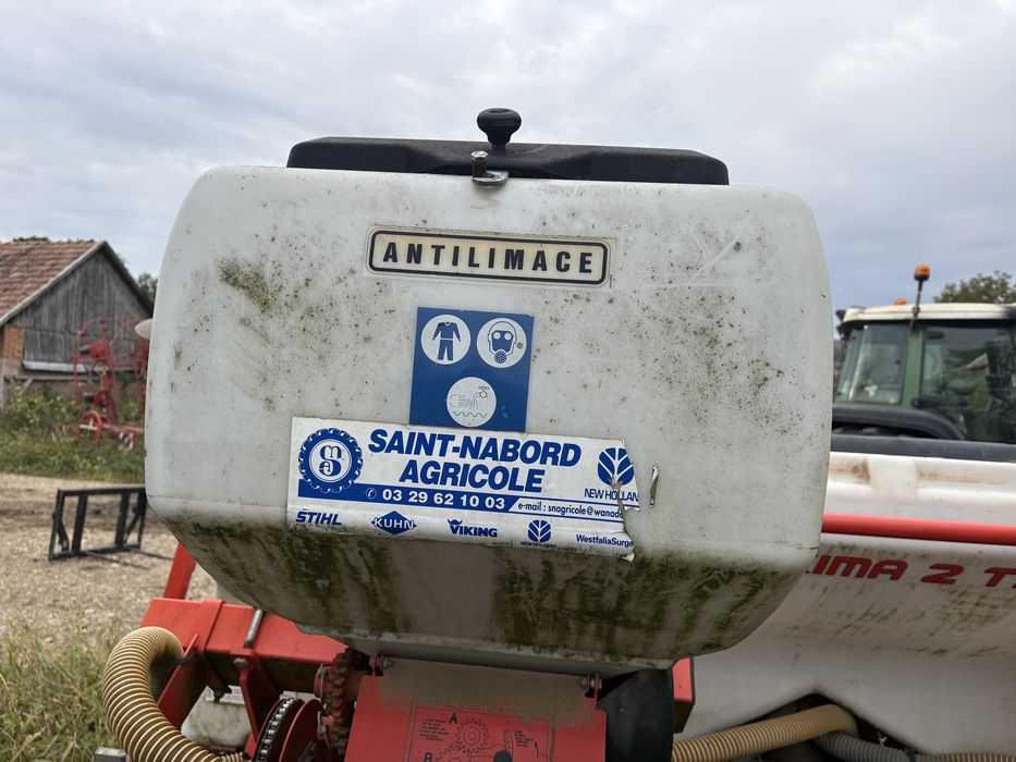 Semănătoare KUHN MAXIMA 2 TS, 6 rânduri, pneumatică, fertilizare
