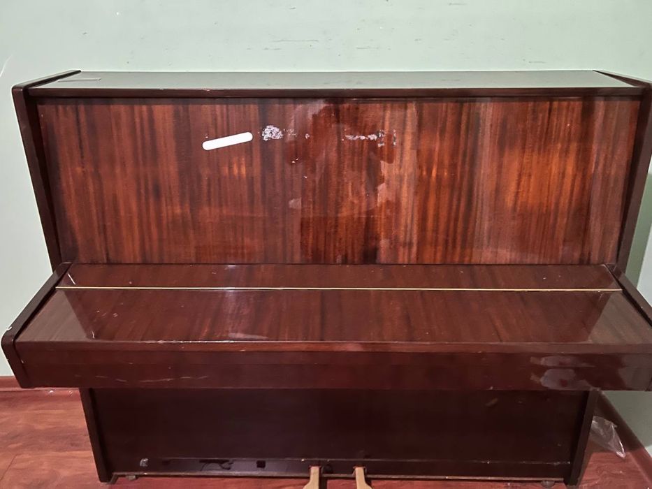 Пианино сотилади