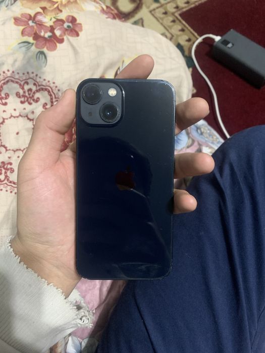 Iphone 13 256гб в хорошем состояний