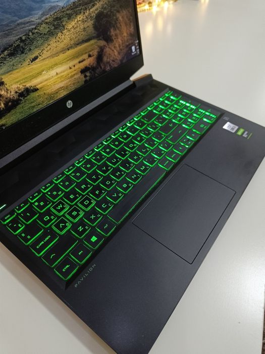 Ноутбук HP pavilion gaming 16