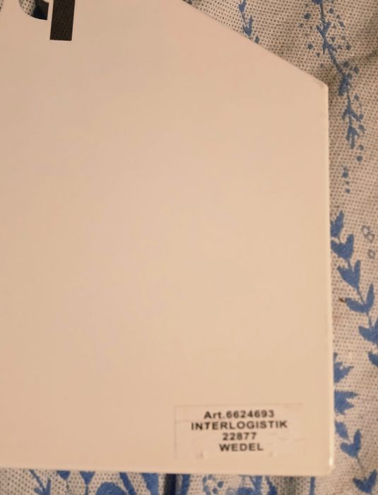 Пощенска кутия с форма на пощенски плик