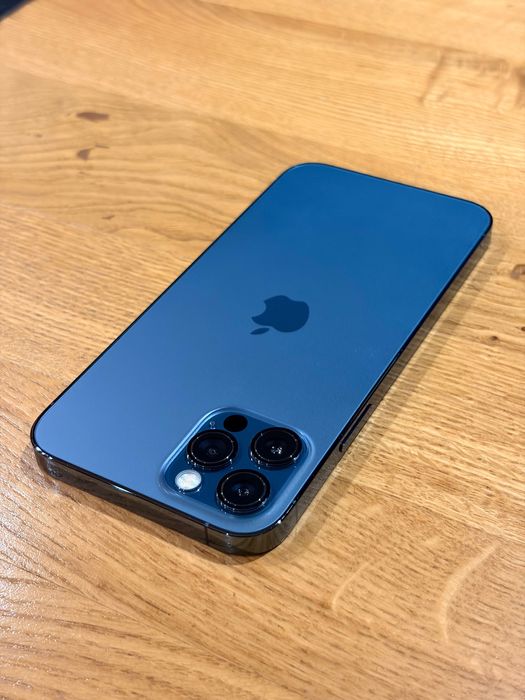 Продам iPhone 12 Pro на 128Gb