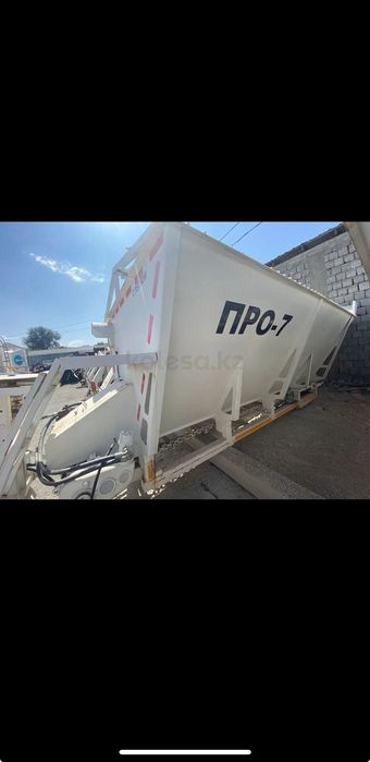 Пескоразбрасыватель на Камаз